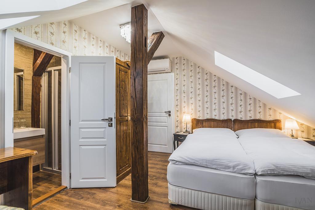 Centercity Apartments Prešov Buitenkant foto